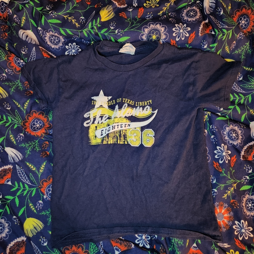 San Antonio Navy Blue Short Sleeve Souvenir T-Shirt | Boys Size Small